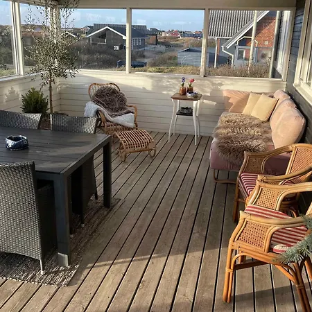 Lovely Summer House Close To The Beach Fanø