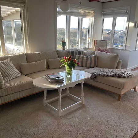 Lovely Summer House Close To The Beach Сasa de vacaciones *